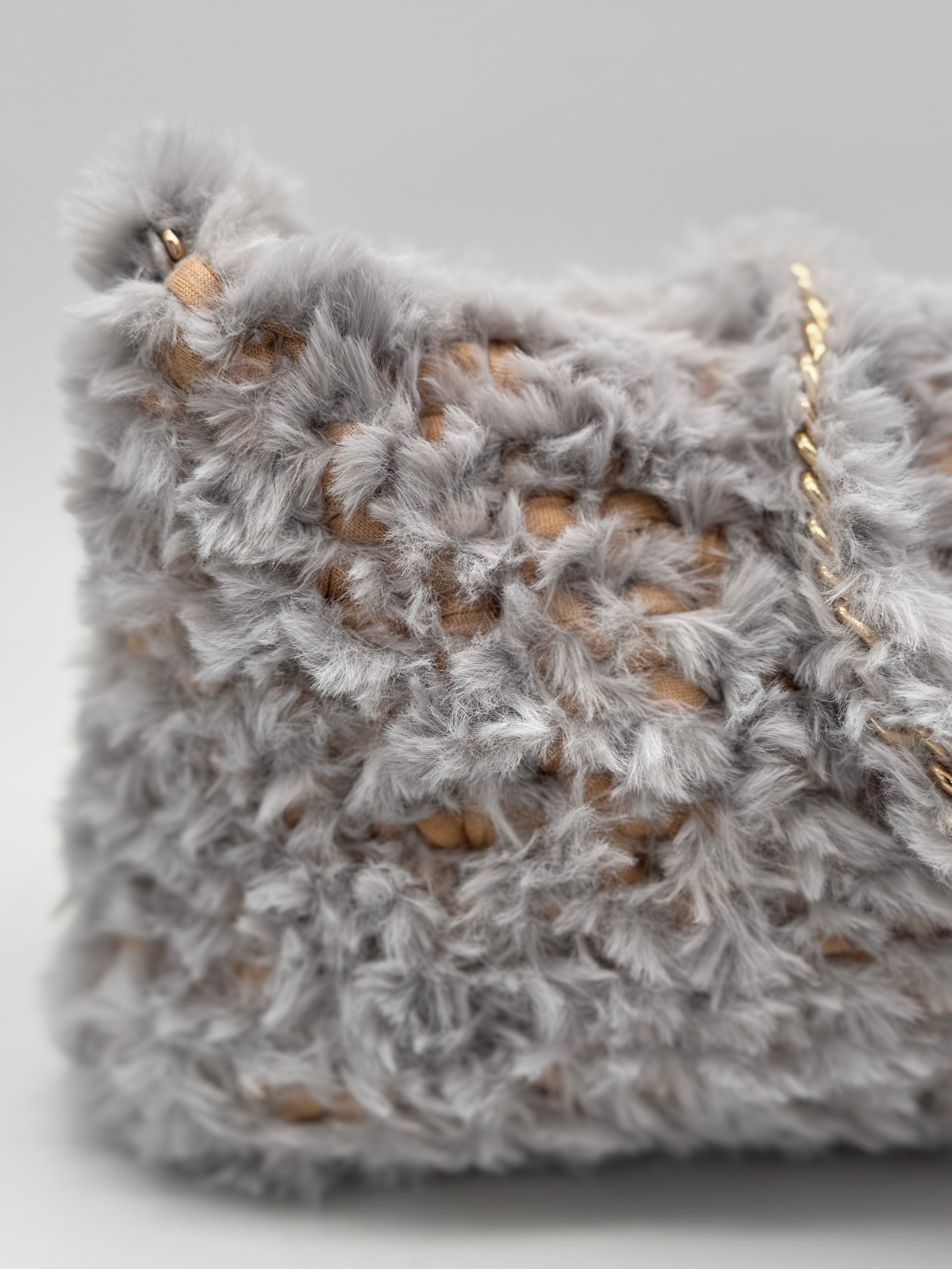 Fluffy Bag Beige