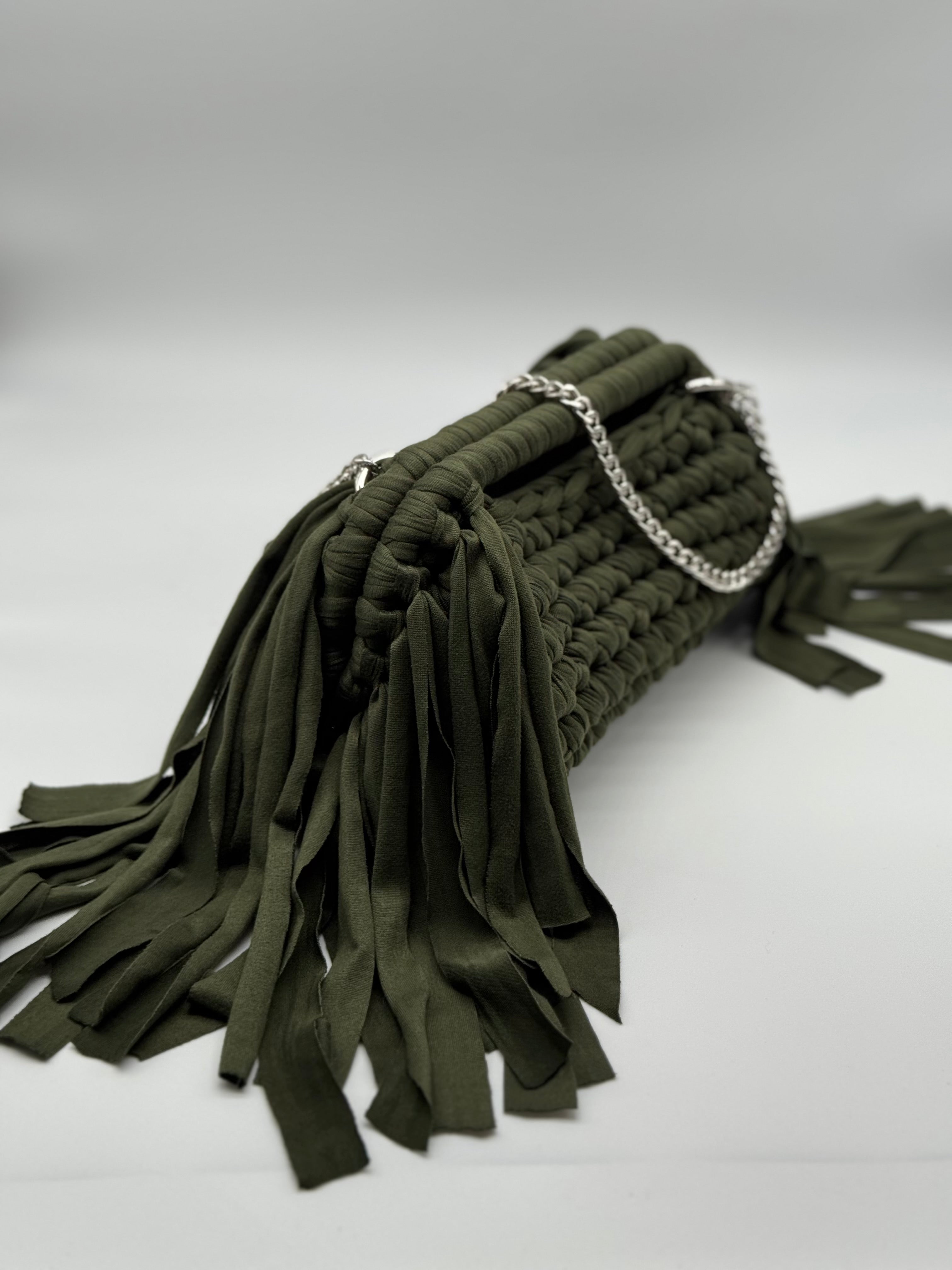 Tokyo Clutch Verde con Frange